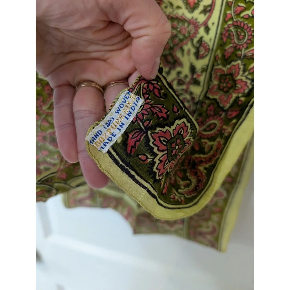 Vintage Hand Woven 100% Silk Scarf India Paisley‎ Floral Green Yellow Pink Wrap